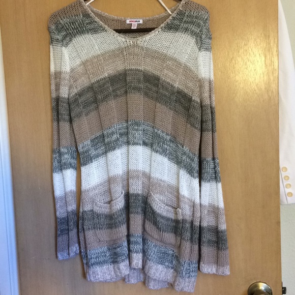 BONGO Sweaters - Sweater